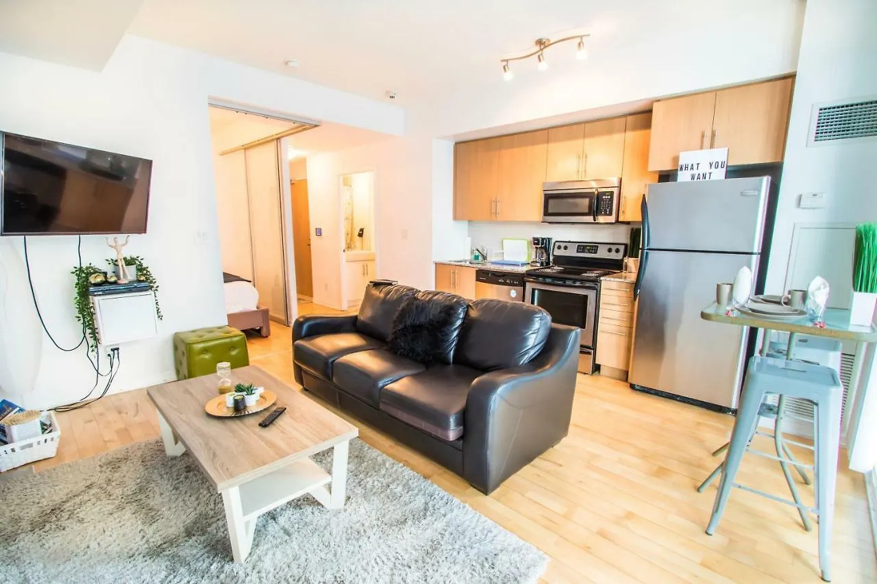 Micasa Suites - Stylish Condo In Maple Leaf Square Toronto Canada